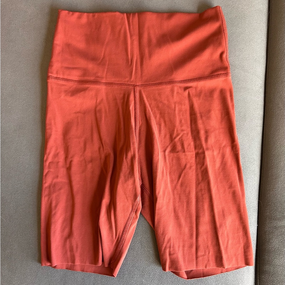 Nike Women's High-Waisted biker shorts